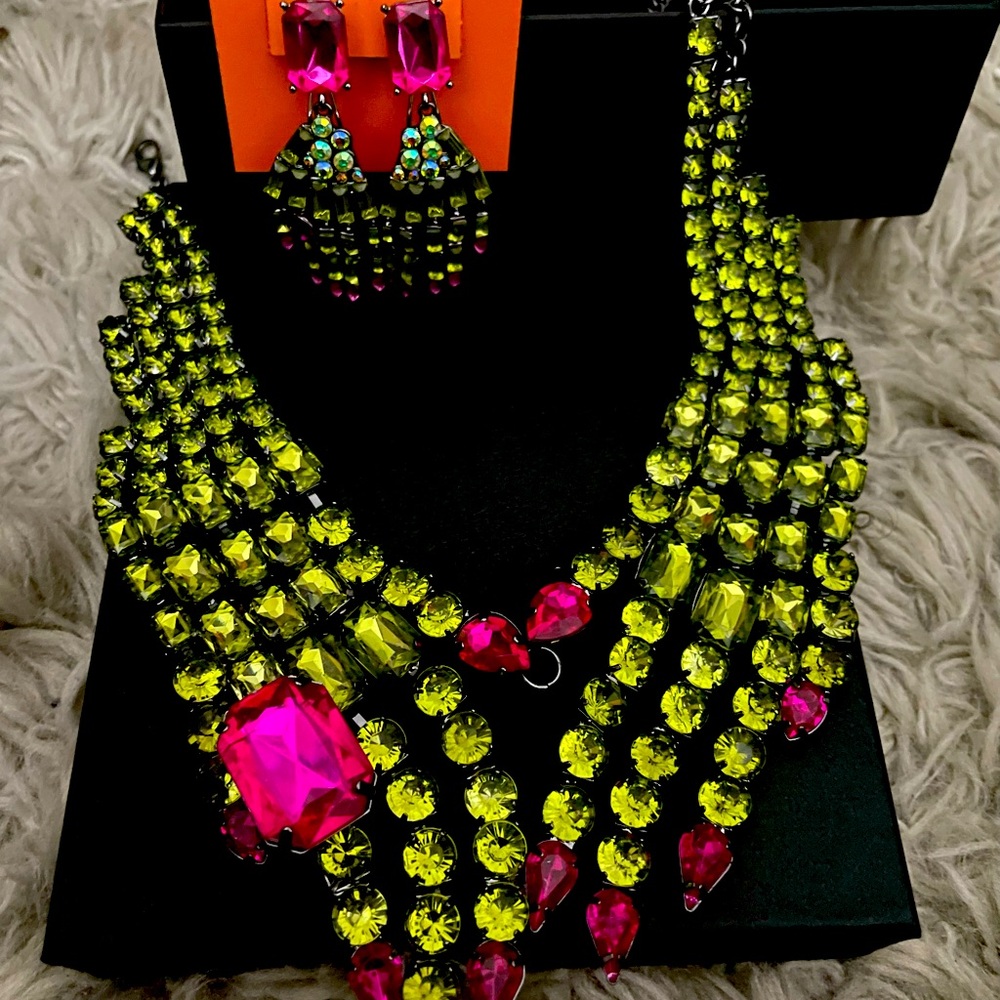 Betsey Johnson witch Hands Bib Necklace and Earrings Set